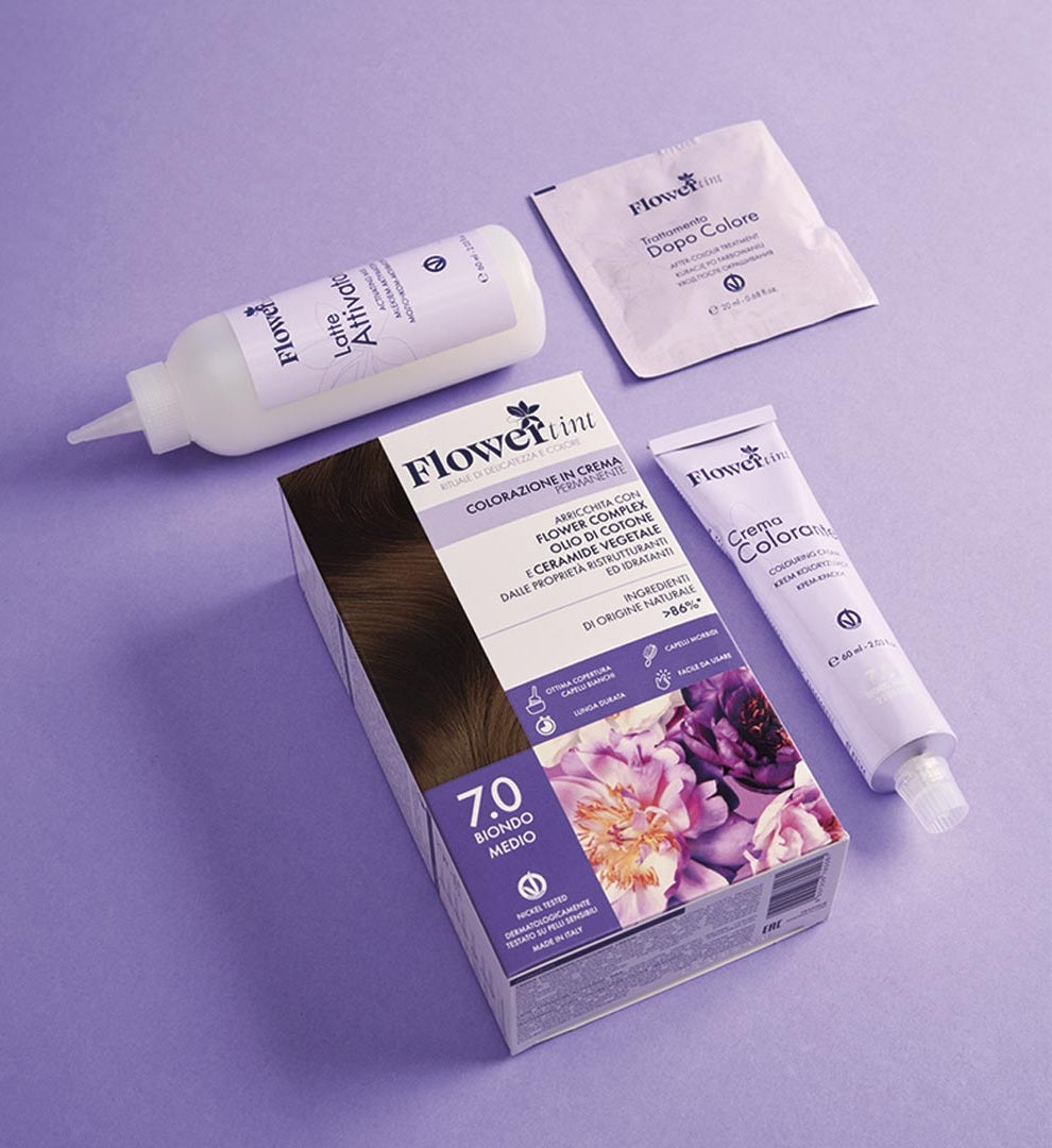 Applicazione tinta per capelli FlowerTint