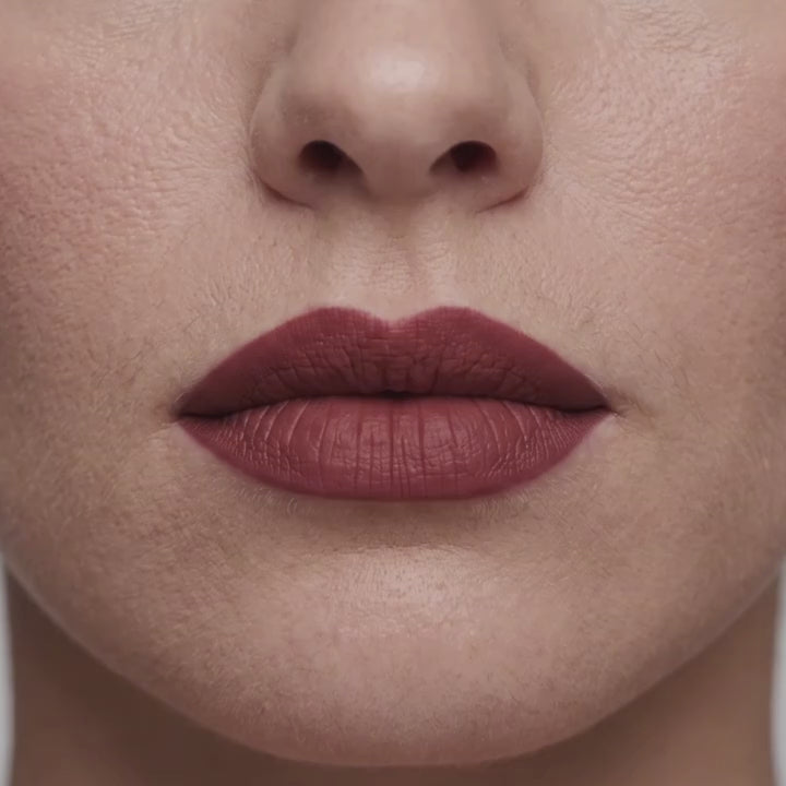 PLUMP & COLOR 04 - Deep Red